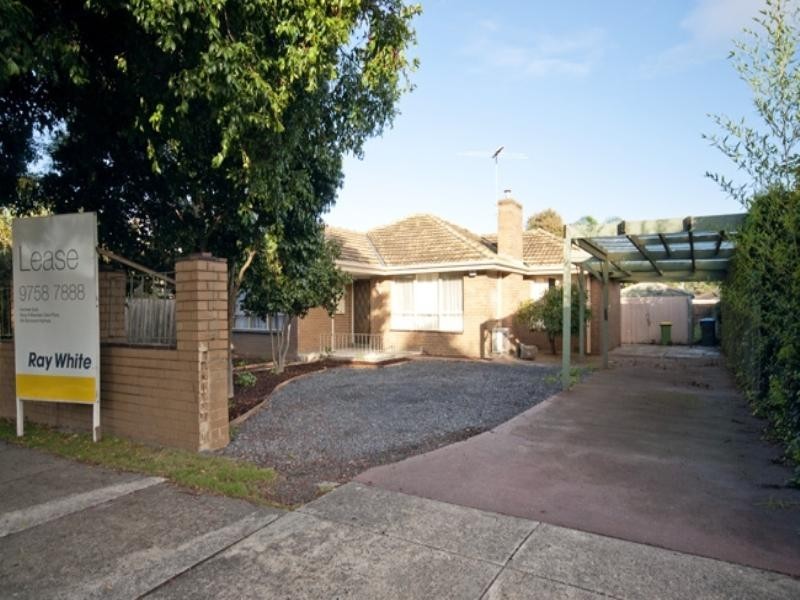 4 Carlisle Road, Ferntree Gully VIC 3156