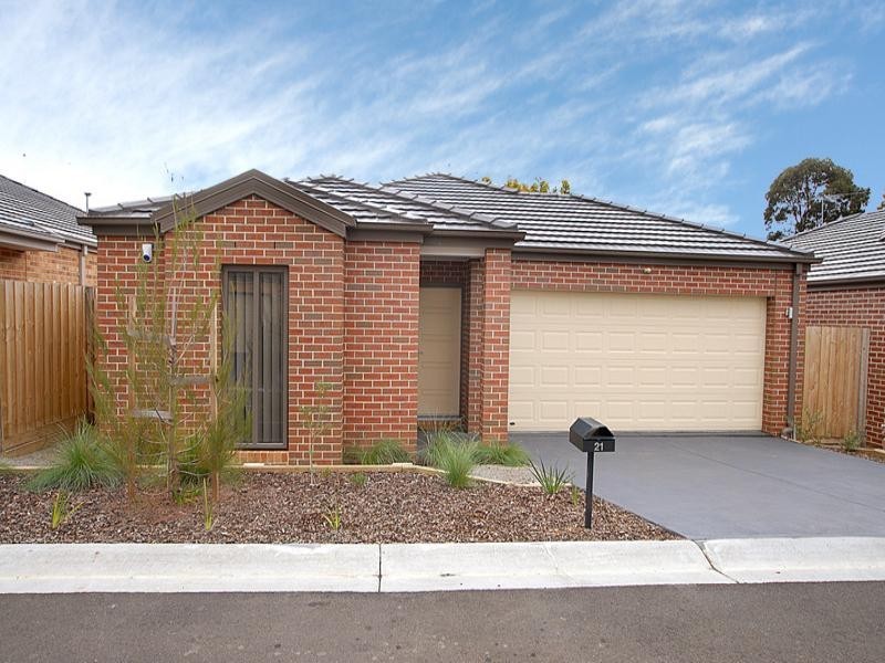 21 Treerise Boulevard, Ferntree Gully VIC 3156