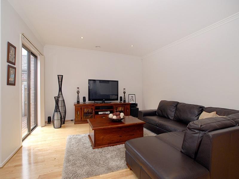 21 Treerise Boulevard, Ferntree Gully VIC 3156