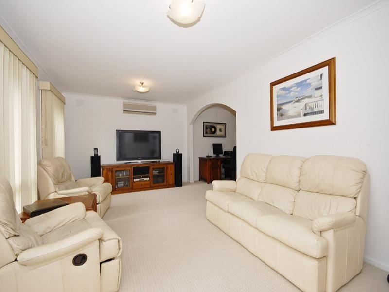 25 Orna Street, Ferntree Gully VIC 3156