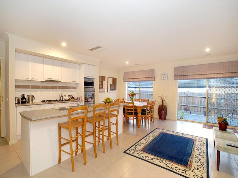 6 Orchid Close, Ferntree Gully VIC 3156