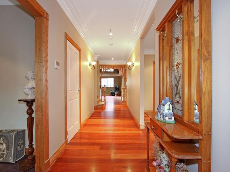 50 Morris Road, Upwey VIC 3158