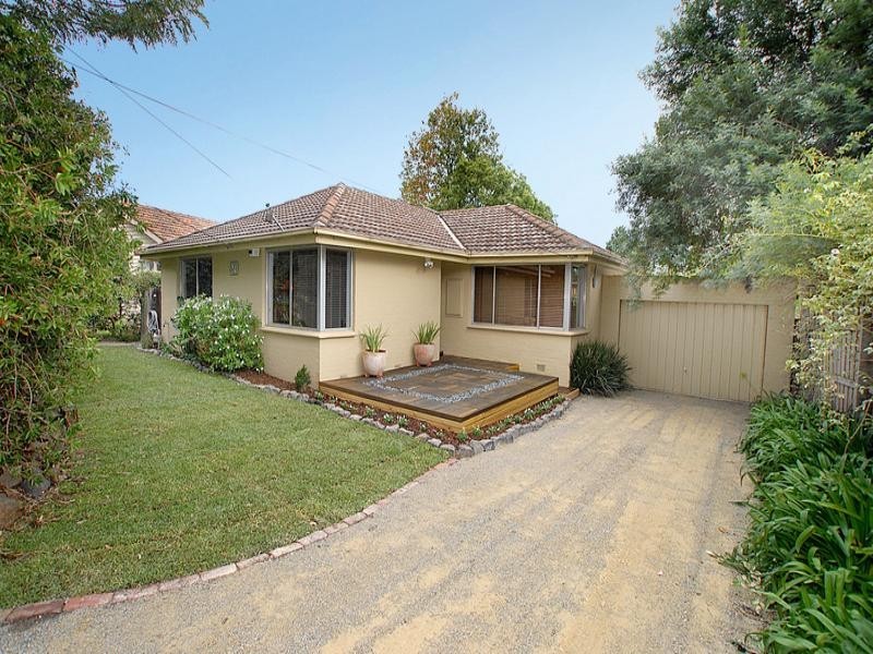 34 Parkview Drive, Ferntree Gully VIC 3156