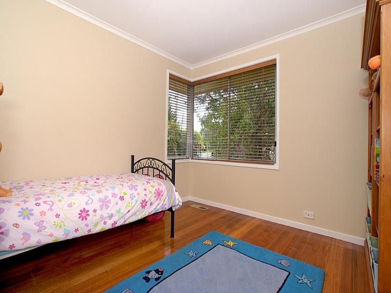 34 Parkview Drive, Ferntree Gully VIC 3156