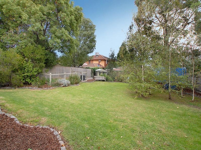 34 Parkview Drive, Ferntree Gully VIC 3156