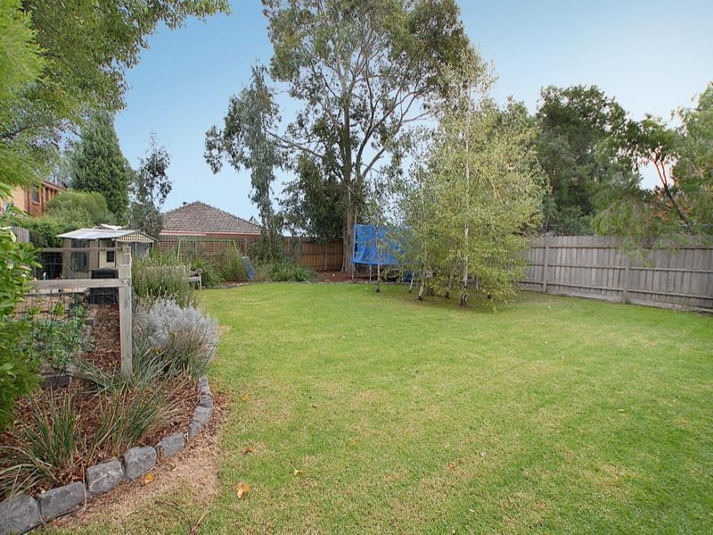34 Parkview Drive, Ferntree Gully VIC 3156