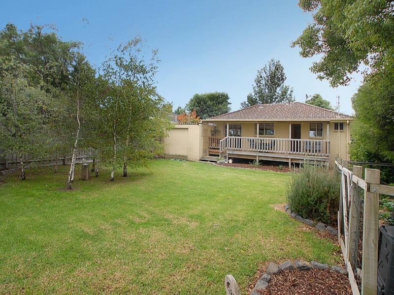 34 Parkview Drive, Ferntree Gully VIC 3156
