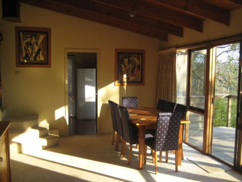 8 Glassford Avenue, Upper Ferntree Gully VIC 3156