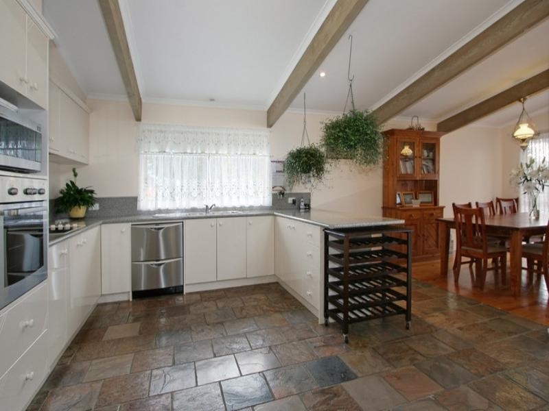 1 Bradley Place, Boronia VIC 3155