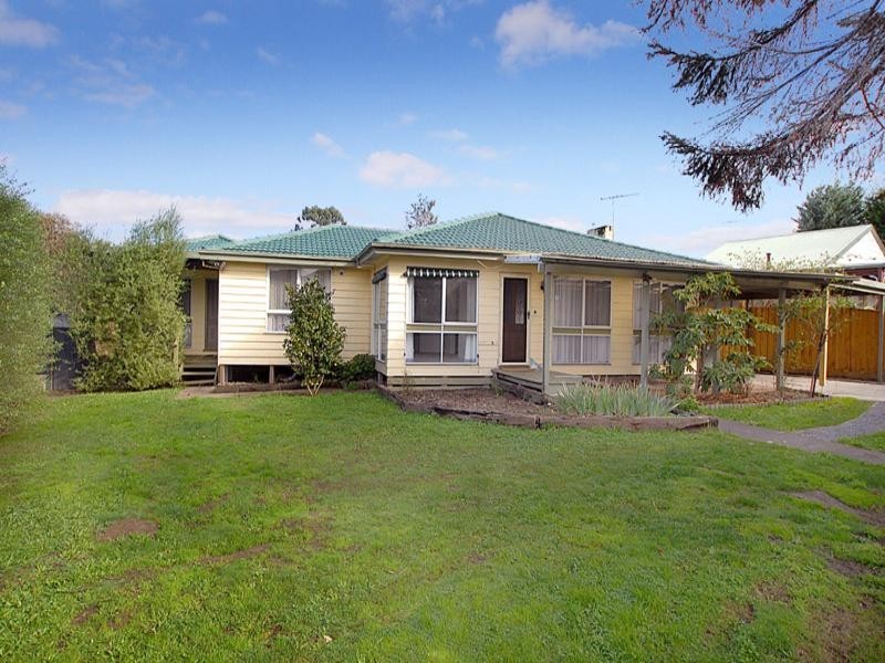 30 Ashton Road, Ferntree Gully VIC 3156