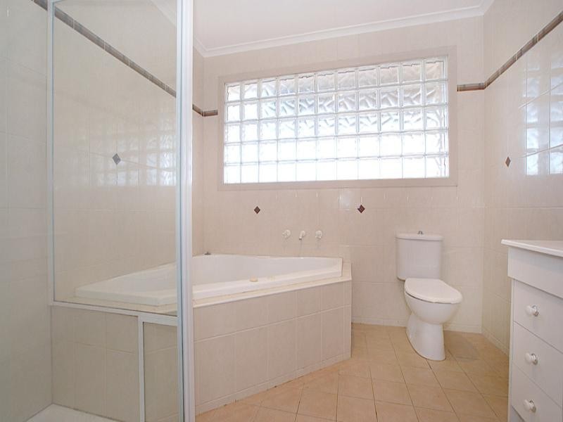 30 Ashton Road, Ferntree Gully VIC 3156