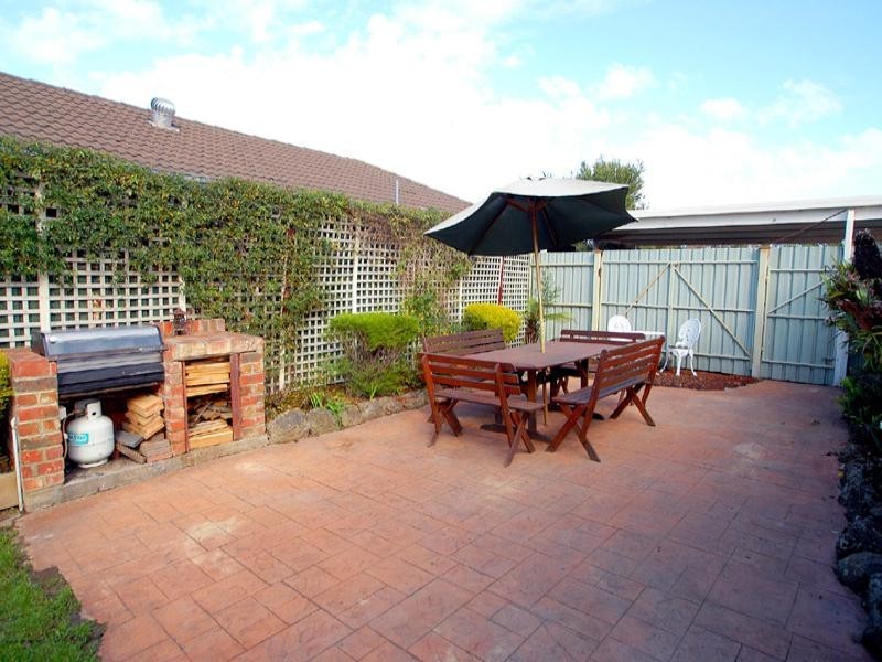 35 Cheryl Crescent, Ferntree Gully VIC 3156