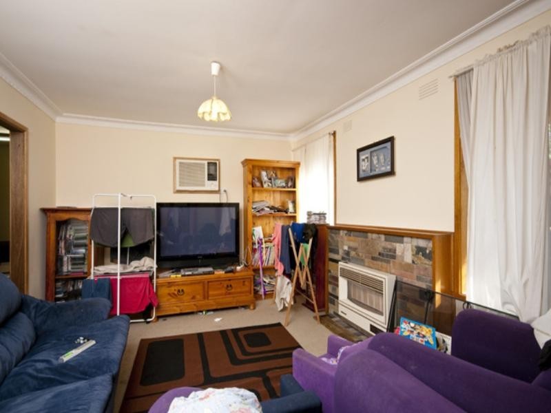 19 Adele Avenue, Ferntree Gully VIC 3156