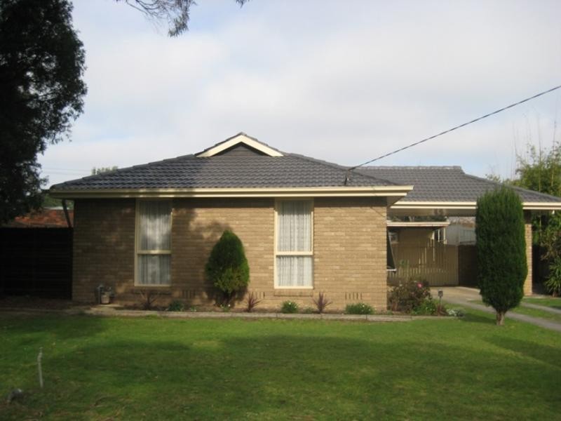 64 Greenaway Drive, Ferntree Gully VIC 3156