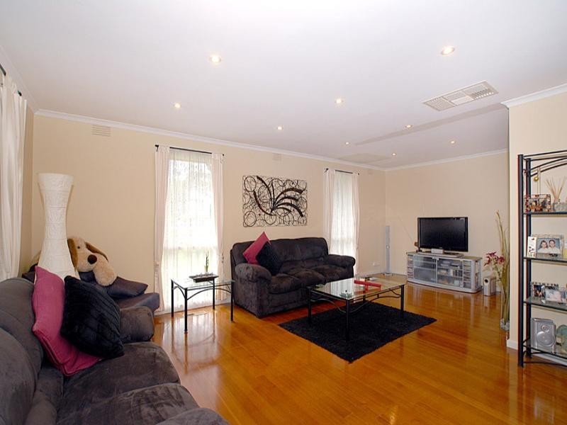 64 Greenaway Drive, Ferntree Gully VIC 3156