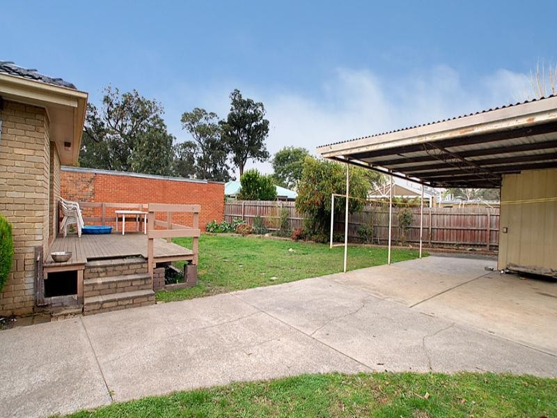 64 Greenaway Drive, Ferntree Gully VIC 3156