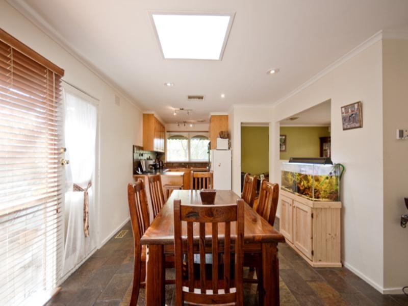 6 Ashton Road, Ferntree Gully VIC 3156