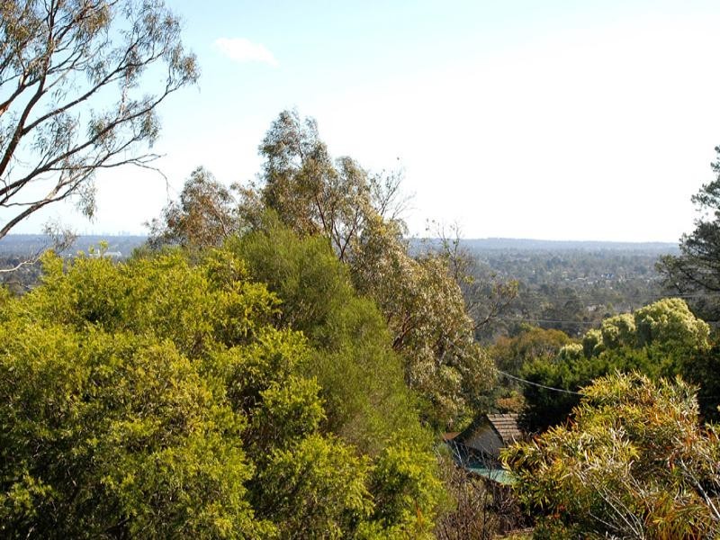 30 Clematis Avenue, Ferntree Gully VIC 3156