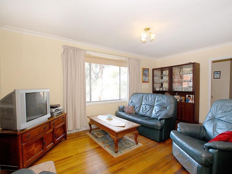 7 Milton Street, Ferntree Gully VIC 3156