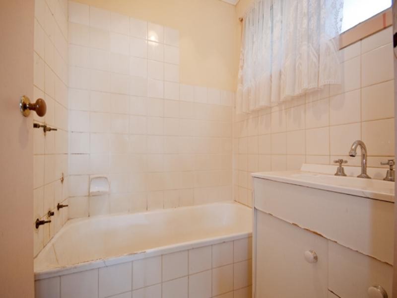 8 The Glen, Ferntree Gully VIC 3156