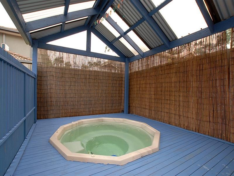 1/21 Prince Street, Ferntree Gully VIC 3156