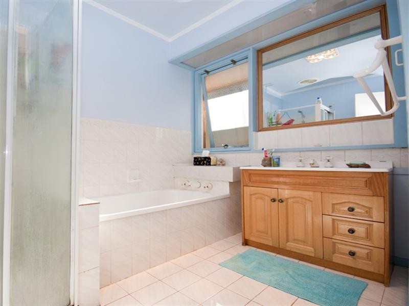 60 Rankin Road, Boronia VIC 3155