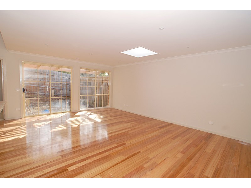 3/4 Warnes Road, Mitcham VIC 3132