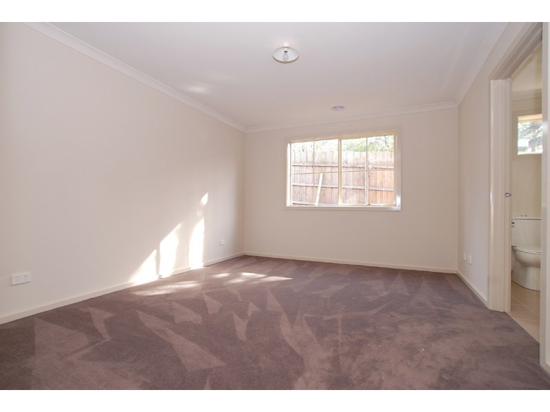 3/4 Warnes Road, Mitcham VIC 3132