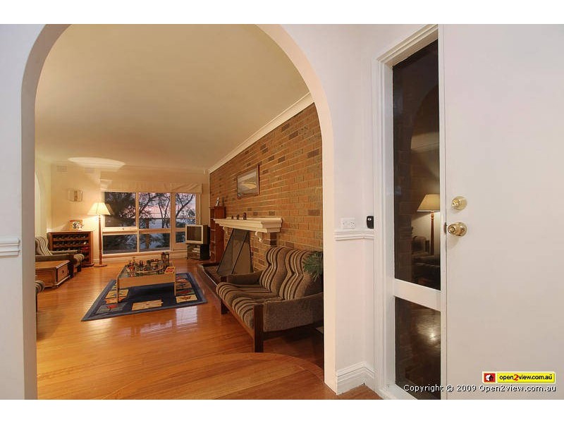 15 Leslie Avenue, Boronia VIC 3155