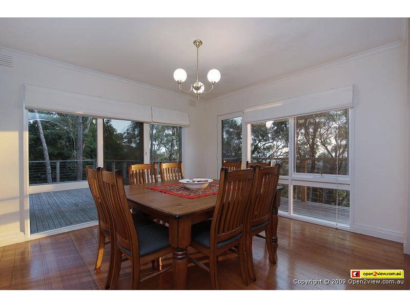 15 Leslie Avenue, Boronia VIC 3155