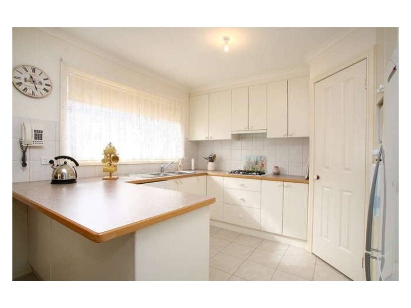 19 Ashton Road, Ferntree Gully VIC 3156