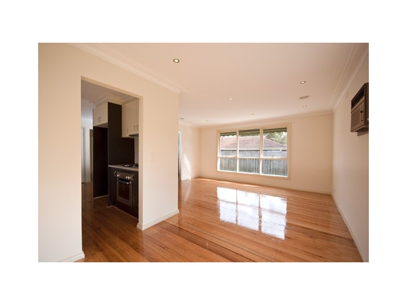 1/6 Renwick Road, Ferntree Gully VIC 3156