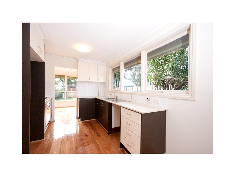 1/6 Renwick Road, Ferntree Gully VIC 3156