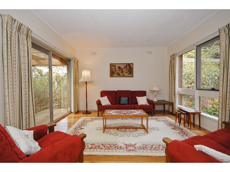21 Waters Avenue, Upper Ferntree Gully VIC 3156