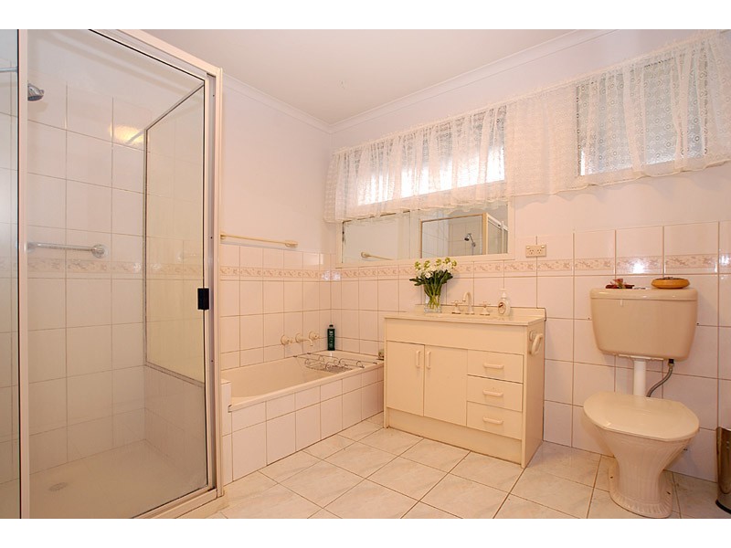 14 Rome Beauty Avenue, The Basin VIC 3154