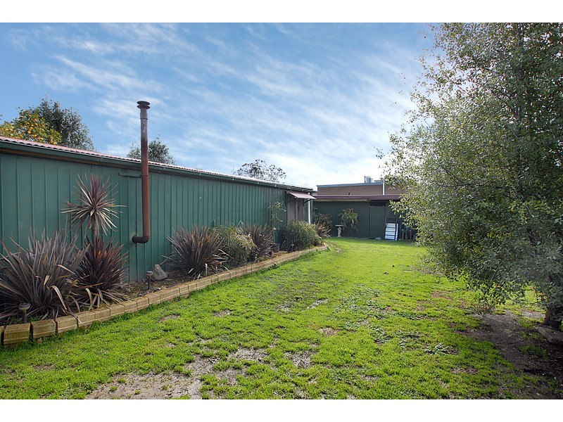 11 Neilson Street, Bayswater VIC 3153