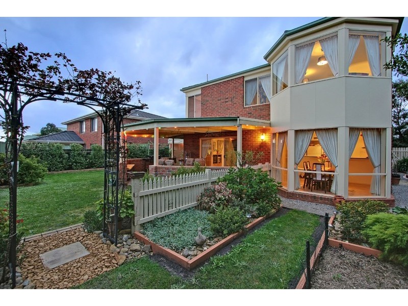 7 Fairway Drive, Rowville VIC 3178