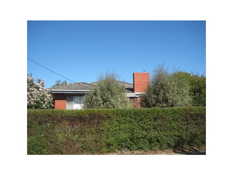 19 Adele Avenue, Ferntree Gully VIC 3156