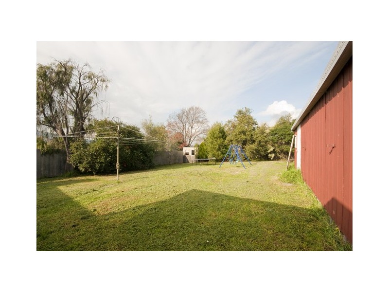 19 Adele Avenue, Ferntree Gully VIC 3156