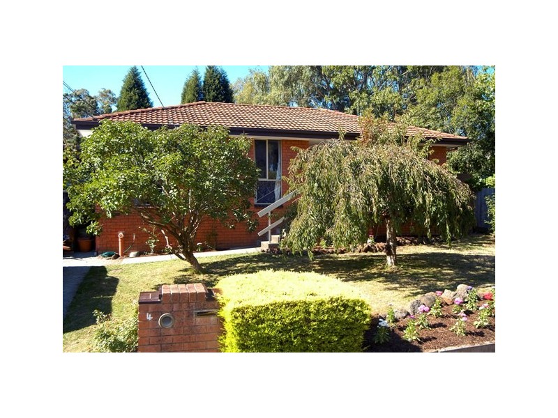 4 Stephen Road, Ferntree Gully VIC 3156