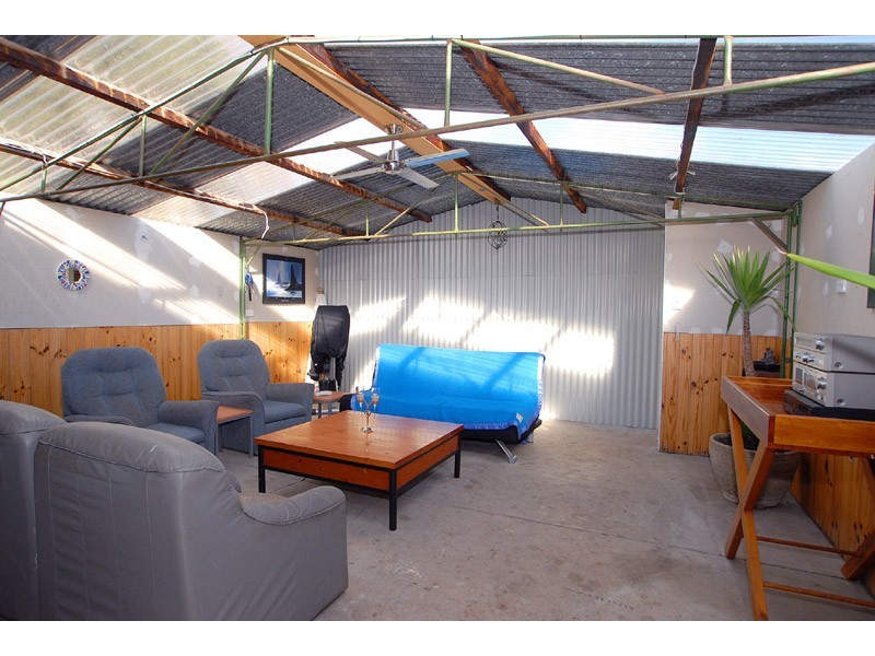 132 Lomond Avenue, Kilsyth VIC 3137