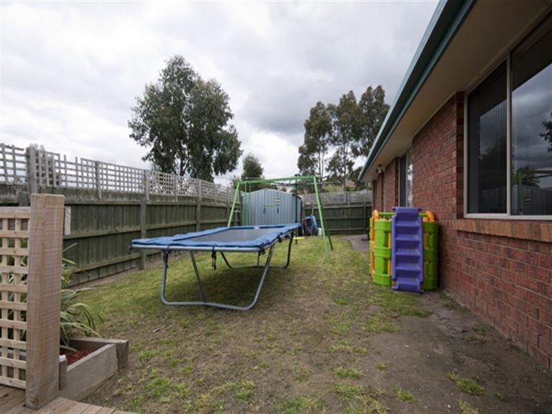 10 Alida Court, Ferntree Gully VIC 3156