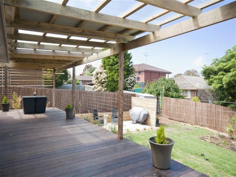 21 Zachary Hicks Crescent, Endeavour Hills VIC 3802