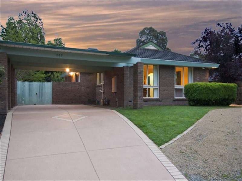 289 Windermere Drive, Ferntree Gully VIC 3156