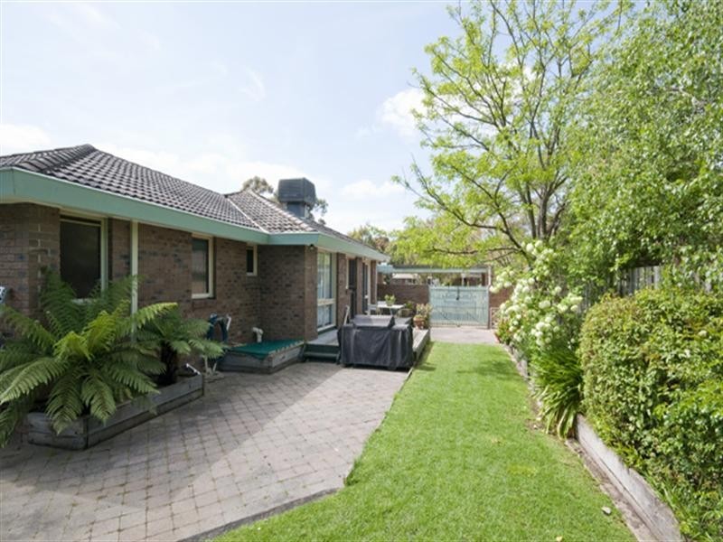 289 Windermere Drive, Ferntree Gully VIC 3156