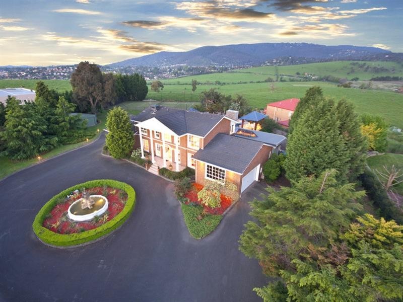 3 Sunset Terrace, Lysterfield VIC 3156