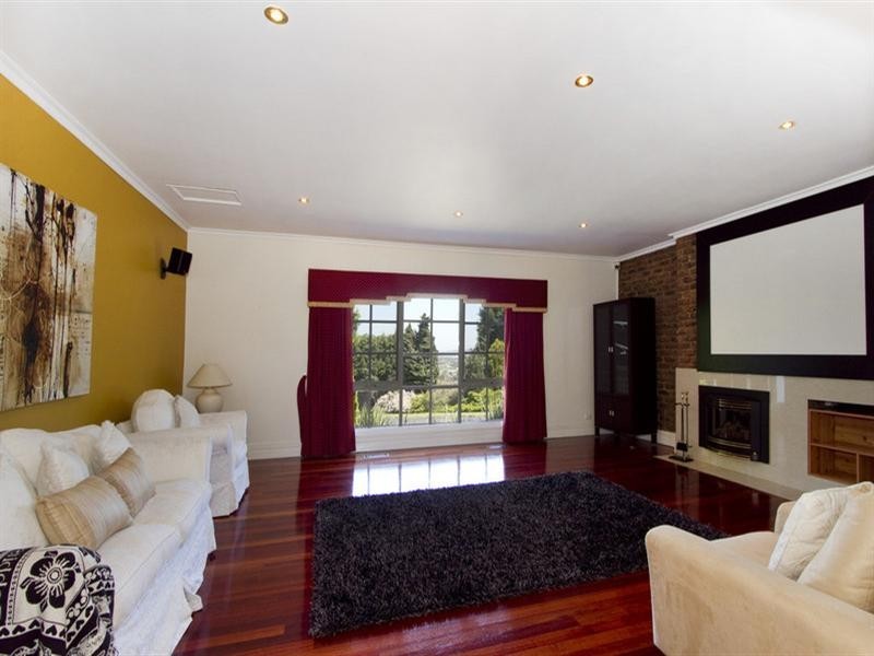 3 Sunset Terrace, Lysterfield VIC 3156