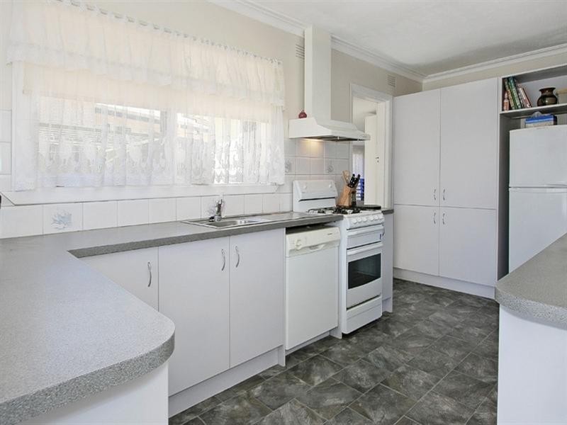 5 Elton Road, Ferntree Gully VIC 3156