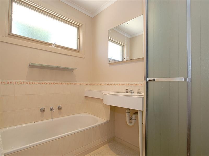 11 Karabil Close, Scoresby VIC 3179