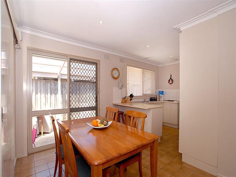 11 Karabil Close, Scoresby VIC 3179